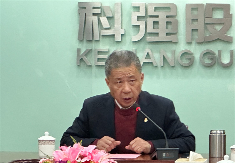 “一切為了客戶，一切為了前線”暨2025年科強(qiáng)股份銷售目標(biāo)責(zé)任狀簽訂儀式1